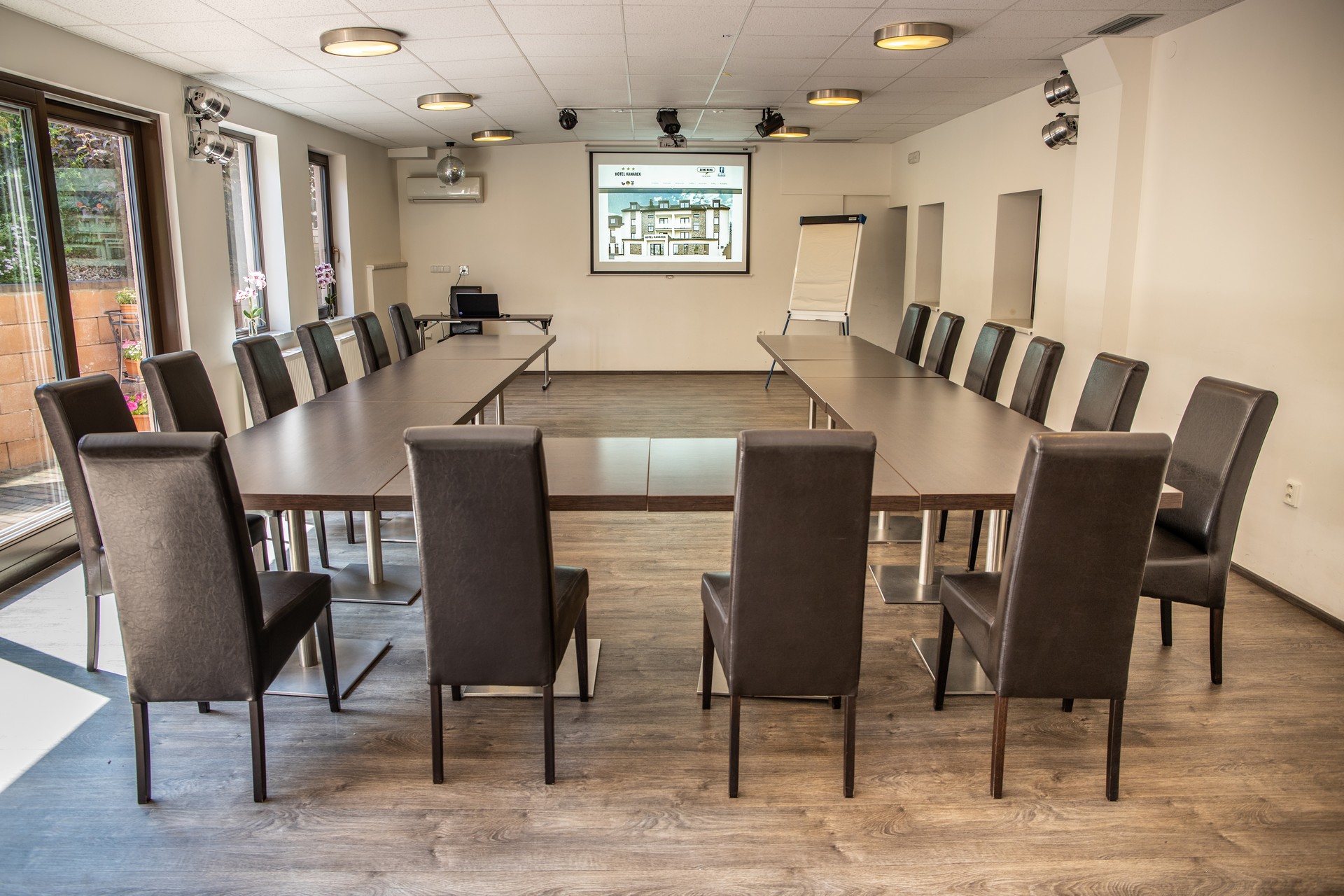 Konferenční místnost
